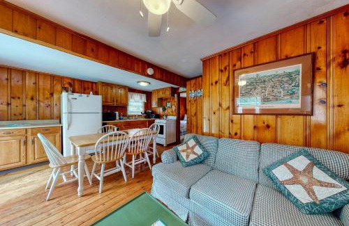 York Beach House | Otis Cottages