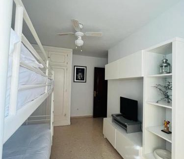 Perchel Sur Apartment | OTONELL CENTRO