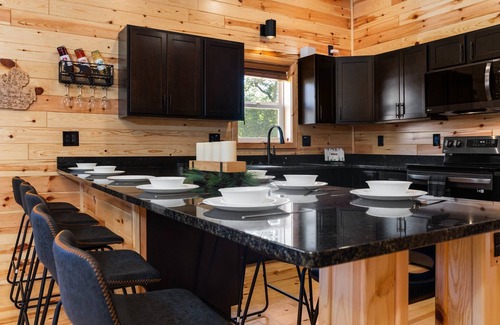 Gaylord House | Otsego Lake Access~Fire Pit~Close to Golf~Close to Downtown