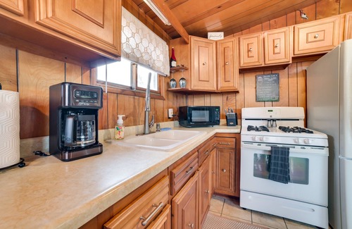 Gaylord Cottage | Otsego Lake Getaway w/Community Boat Ramp!