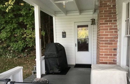 Cooperstown - Otsego Lake Cottage | Otsego Lakefront Cottage - Sleeps 6