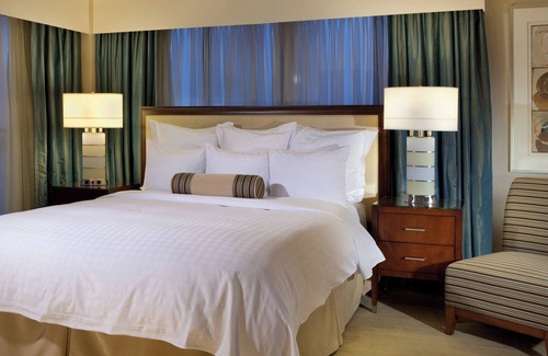 Byward Market - Parliament Hill Hotel | Ottawa Marriott Hotel