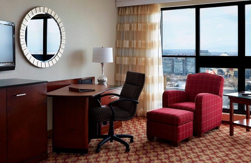 Byward Market - Parliament Hill Hotel | Ottawa Marriott Hotel