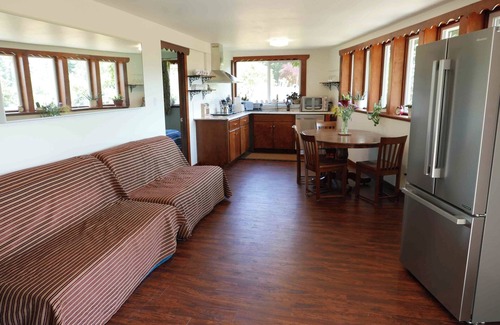 Denman Island House | Otter Lake B&B, Denman Island, BC, Canadanfamily friendly, coastal