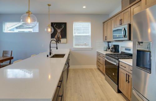 Ocean Shores House | Otter Spotter On The Water