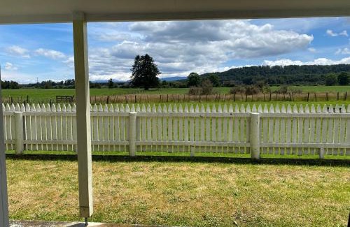 Ikamatua Apartment | Oultan Homestead Farm Stay