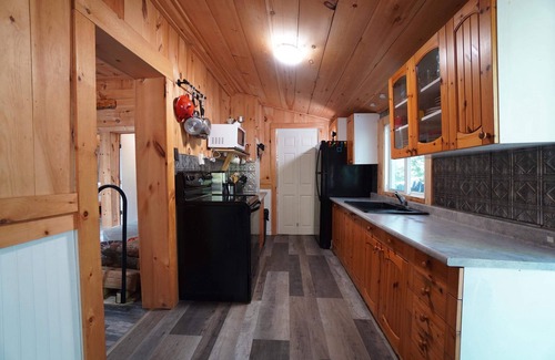 Gravenhurst Cottage | Our Lady of Kahshe Lake Cottage