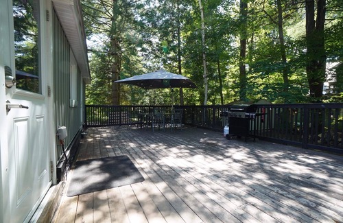 Gravenhurst Cottage | Our Lady of Kahshe Lake Cottage