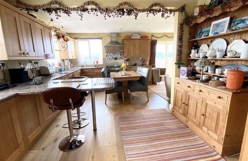 Swanage House | OUR LOVELY HOME WITH KITCHEN BALCONY WITH VIEWS OVER SWANAGE BAY/PURBECK HILLS