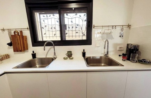 Mitzpe Ramon Apartment | Our peaceful garden apartment is in a serene, tranquil location