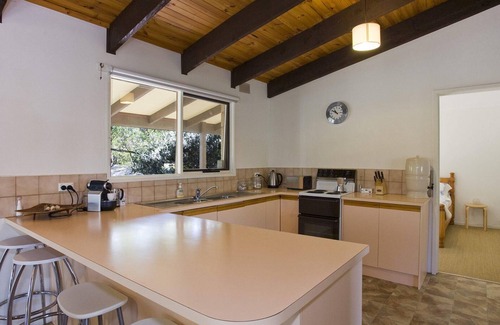 Aireys Inlet House | Our Place - Walk To The Beach And Scenic Cliff Tops