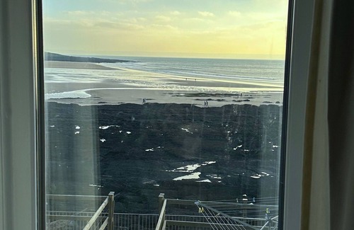 Putsborough House | Out Of The Blue Is Situated In A Breathtaking Location Overlooking Croyde Beach.