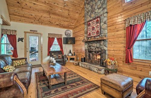 Sautee Nacoochee House | Outdoor Adventure - Charming Cabin with Hot Tub