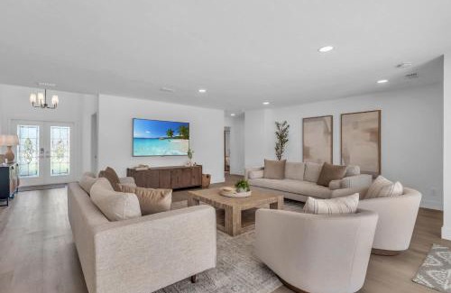 Bonita Springs House | Outdoor and Indoor Paradise -Close to Beach