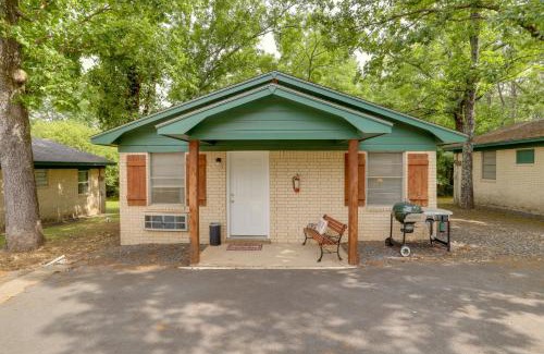 Greers Ferry House | Outdoor Entertainment Areas Greers Ferry Cottage!