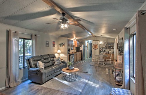 Ashford House | Outdoor Hub with Fire Pit 1 Mi to Mt Rainier NP!