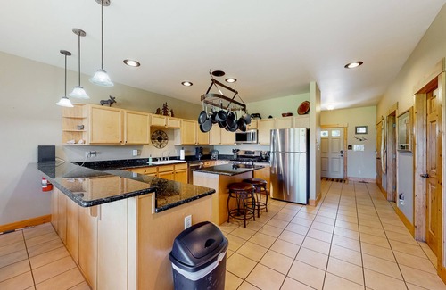 South Fork House | Outdoor lover's retreat with fireplace, scenic deck, grill, & W/D - near skiing