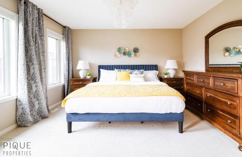 West Edmonton Apartment | Outdoor Oasis-Hottub-BBQ-Firetable-AC-KingBd-85in TV