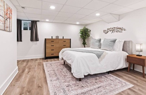 Madison Apartment | Outdoors Space with Nash Access!