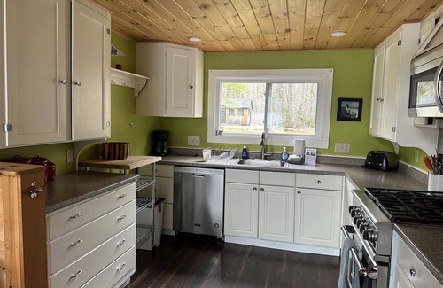 Lincolnville House | OUTLANDERS ON PITCHER - Town of Lincolnville - Pitcher Pond