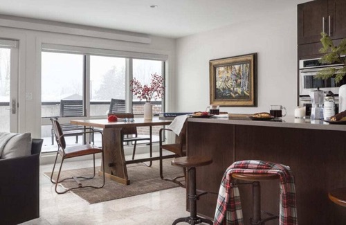 Jackson Hole Condo | Outpost: East Gill Four - right near Town Square!