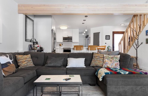 Jackson Hole House | Outpost: South Teton B - Close to Town!