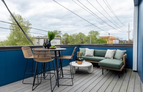 Five Points Apartment | Outrider 102 by AvantStay Private Balcony Near Downtown 5mins to Broadway