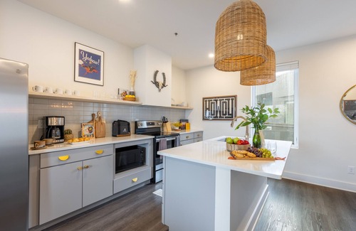 Five Points House | Outrider | Group Travel | Sleeps 48 in DT