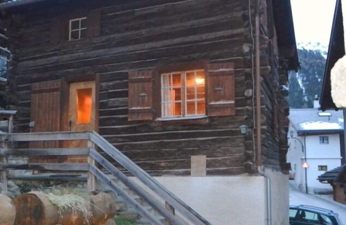 St. Luc Ski Chalet | Outside : 3-storey chalet in the center of the old village, entrance on the 1st floor,for 5 persons,