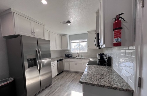 Squaw Valley Other | Outskirts of Sierra Foothills, 30 minutes from Sequoia National Forest!