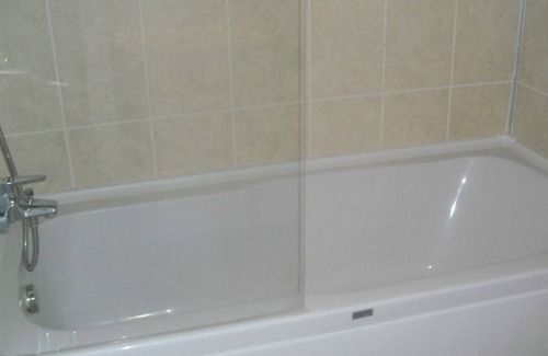 Side Apartment | Outstanding 2 Bed home I-2 in popular gated community, sleeps up to 5 persons