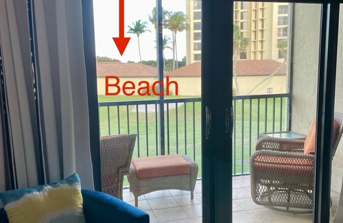 Fort Pierce Condo | OV III 2MIN WALK TO BEACH PRIME LOCATION TO EVERYTHING!