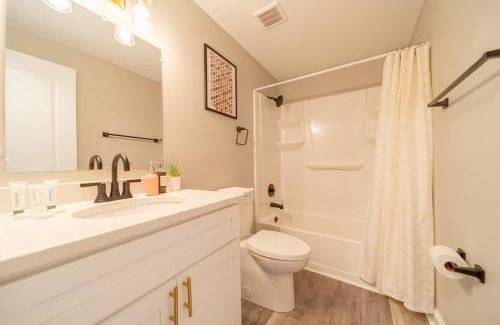 East Ocean View Apartment | OV Mosaic - Cove Suite