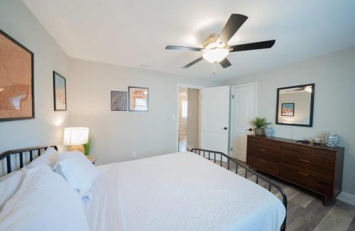 East Ocean View Apartment | OV Mosaic - Topaz Suite