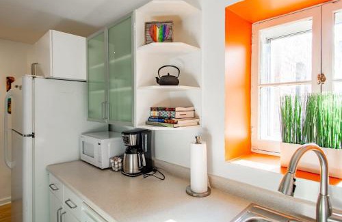 Adams Morgan Apartment | Over the Moon About C Adams Morgan METRO subway Rock Creek Park