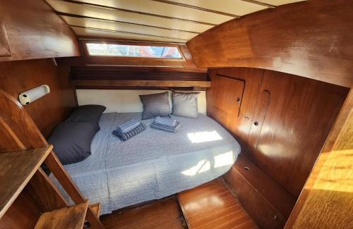 Sant Adria de Besos Boat Rental | Over the Sea