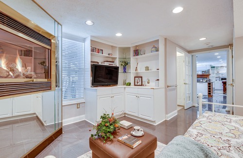 Owings Mills Apartment | Owings Mills Apartment - 13 Mi to Maryland Zoo!
