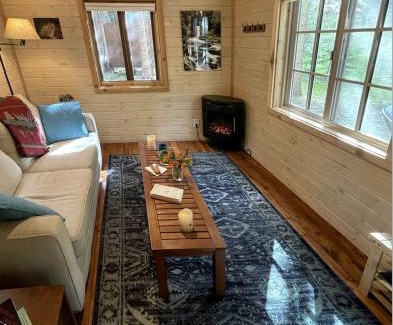 Ashland House | Owl Creek Cabin Mountain Getaway near Ashland, Oregon