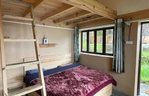 Kanatal House | Owl's Nest Village Retreat by StayApart