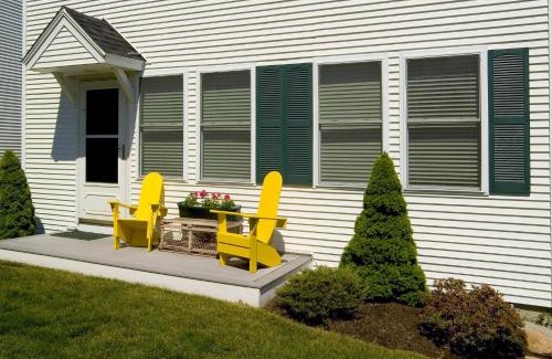 York Beach House | Owls Head Cottage at One Long Beach