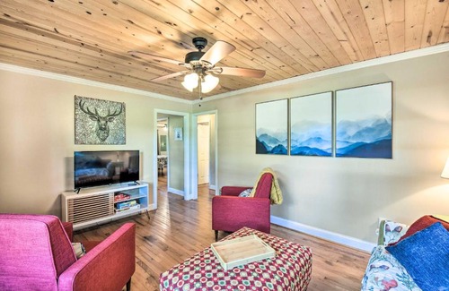Helen House | Owls Hideaway in Cleveland with 2 Fire Pits!