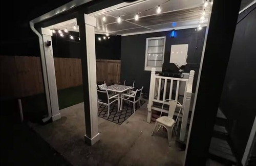 New Warrington Cottage | OWL’S NEST