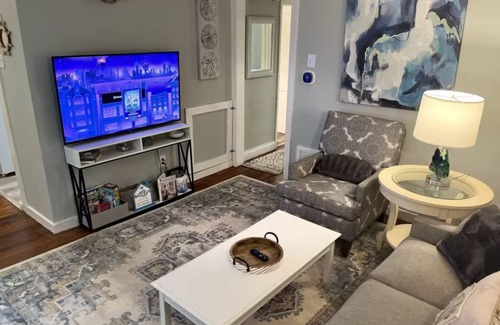 New Warrington Cottage | OWL’S NEST