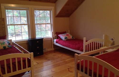 Wardsboro House | ❤ Owner is sibling to a popular TV co-host on a DIY home improvement show❤
