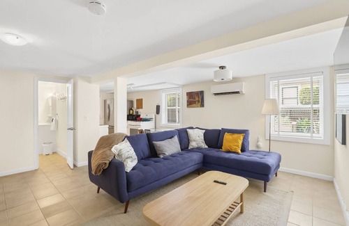 Alta Heights Apartment | Oxbow quiet sabbatical get away.