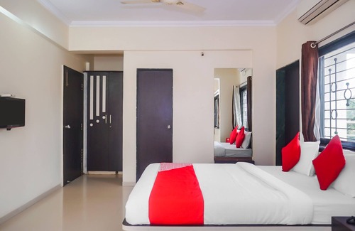 Wagholi Hotel | OYO 17121 Hotel Yashraj Inn