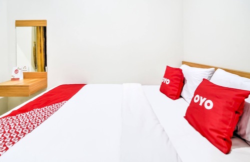 Karawang Hotel | OYO 3346 Rukos Colombus G5