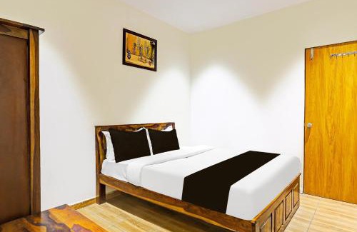 Gandhinagar Hotel | OYO 83492 Hotel Royal Park