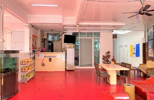 Kampung Sungai Nibong Hotel | OYO 89540 B Hotel Penang
