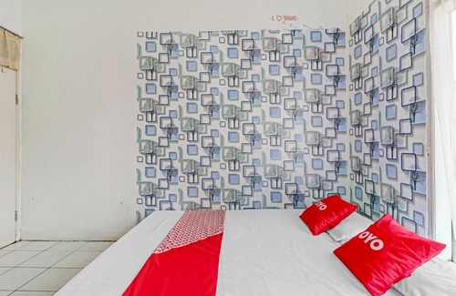 Cileunyi Hotel | OYO 90621 Pondok 23